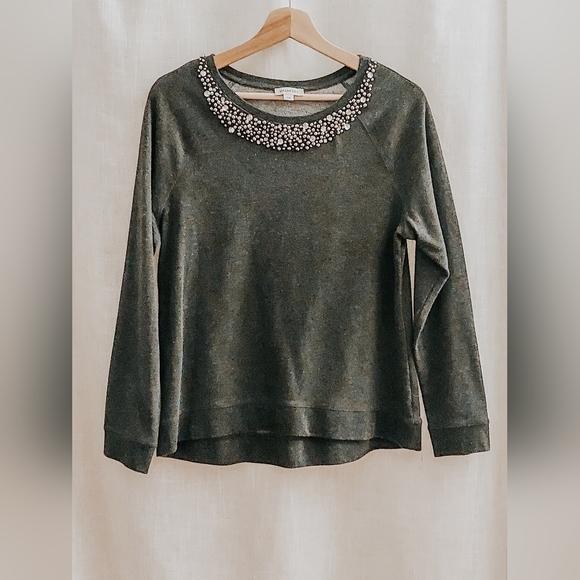 Dark grey crewneck sweater with beaded neckline - Picture 2 of 3